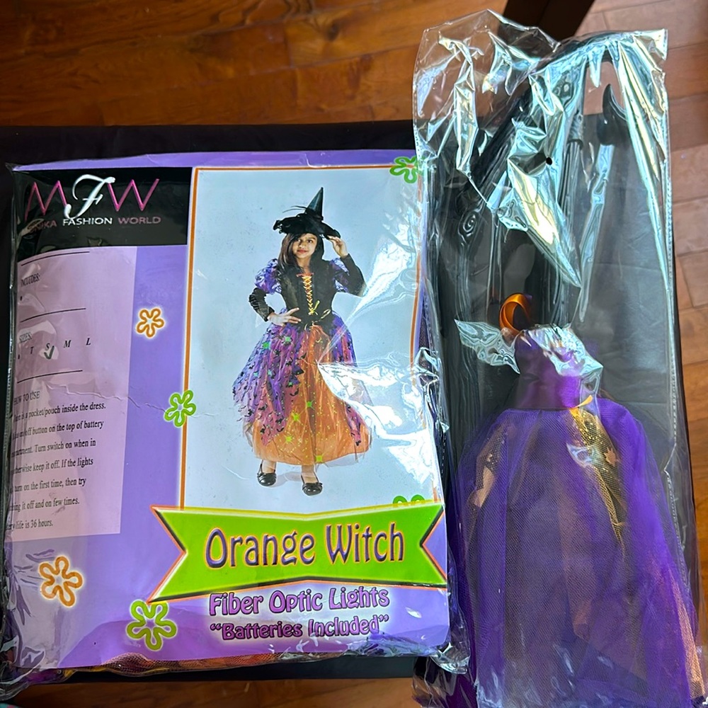 Orange Witch Costume (Small 4-6)